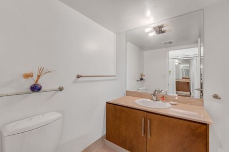 For Lease - 20 Blue Jays Way Unit# 1922, Toronto, Ontario - Photo 5