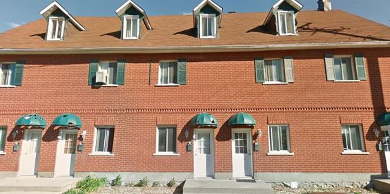 150 Rue Champlain (Hull) Studio Situe A La Proximité D'Ottawa - Photo 3