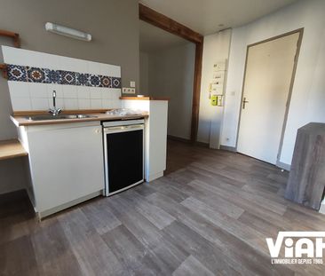 LIMOGES T2 DE 26 m² EN DUPLEX EN HYPER CENTRE VILLE - Photo 3