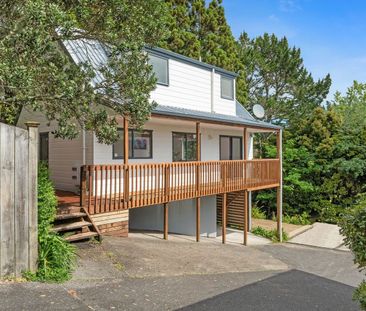 Extraordinary East Coast Rd Home - Photo 3