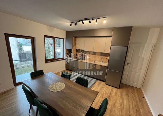 Casa 3 camere central Brasov - Fotografie 1