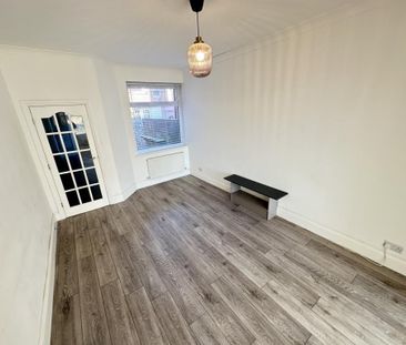 Broadfield Road, Manchester, M14 - Photo 1