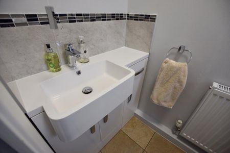 Madeira Croft, Chapelfields, Coventry - 3 Bedroom Semi, Driveway and Garage - Photo 2