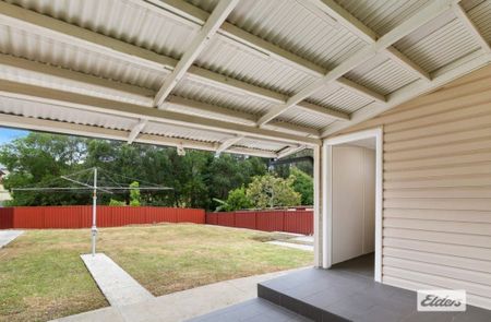 Neat and Tidy Home! - Photo 4