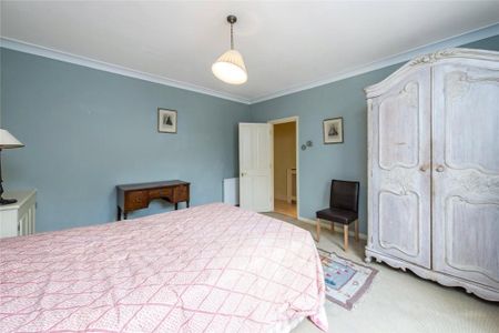 2 Bed Flat, Claverton St, SW1V - Photo 4