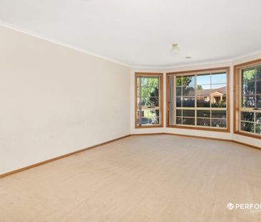 6A Chelsea Place, Alfredton VIC 3350 - House For Rent | Domain - Photo 6