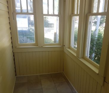 1538 GARNET 2 BEDROOM TRANSFORMATION - Photo 2