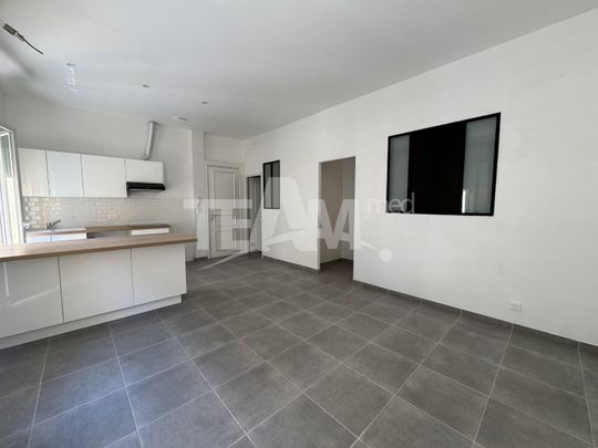 Location Appartement 2 pièces 47m² SETE 34200 - Photo 1