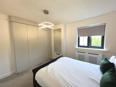 2 bedroom semi-detached house to rent - Photo 4