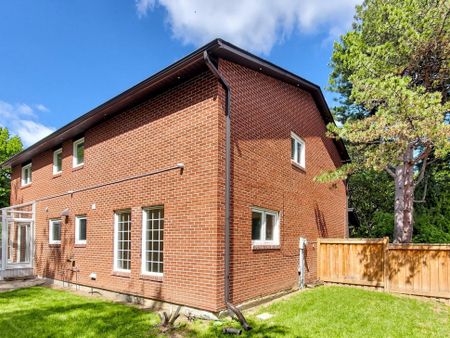 For Lease - 164 Banbury Road, Toronto, Ontario - Photo 3