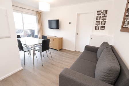 10 Panama House – Room 2 - Photo 2