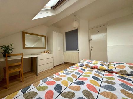 5 bedroom house to rent - Photo 2