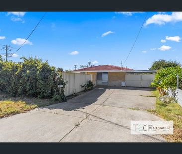 Charming & Convenient 3 x 1 Home in Dudley Park - Photo 5