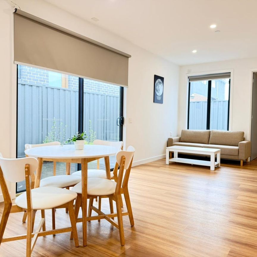 $320 pw, Including Utilities | Share House - Photo 1