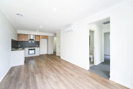 44 Amukta Road, Truganina VIC 3029 - Photo 4