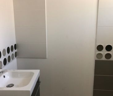 T2 NEUF CENTRE VILLAGE - Photo 5