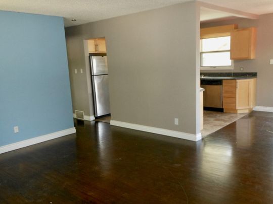 3526 Argyle Rd, Regina - Photo 1