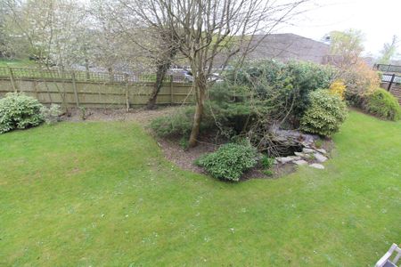 Great Heathmead, Wilton House Great Heathmead, RH16 - Photo 2