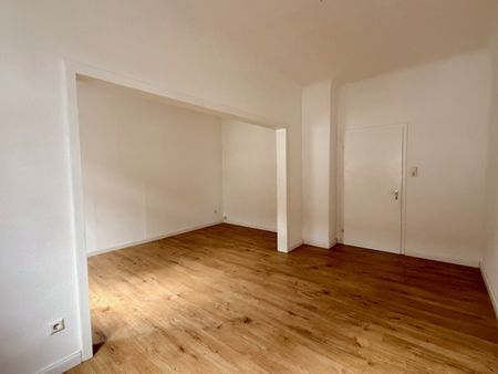 Gepflegte 2,5 ZKB 2 Balkone - ruhige Lage - Photo 3