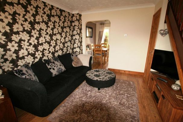 2 bedroom house to rent - Photo 1