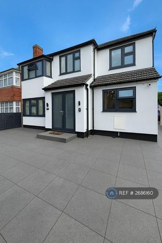 1 bedroom in a house share to rent - Photo 4