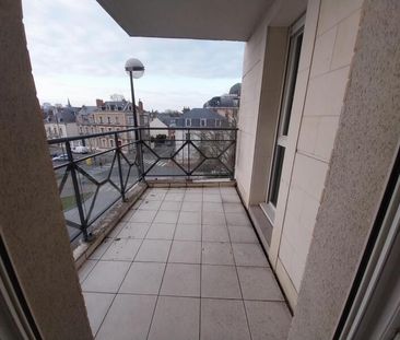 Location Appartement 3 pièces 63m² ORLEANS 45000 - Photo 6