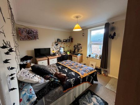 Wycliffe Road 5 Bed Student House - Photo 4