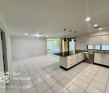 10 Redmond Circuit, Cameron Park NSW 2285 - House For Rent | Domain - Photo 4