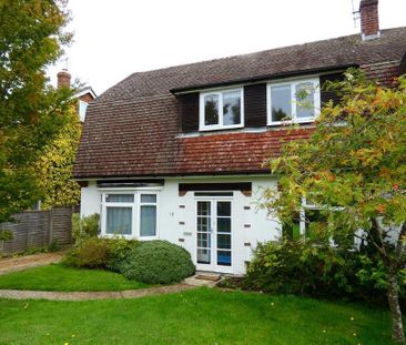 3 bedroom semi-detached house to rent - Photo 5