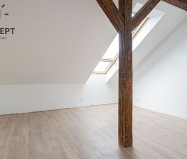 Wyjątkowy dom w zabudowie bliźniaczej 4 sypialnie - Фото 1