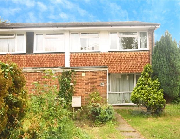 Guildford Park Avenue, Guildford, Surrey, GU2 7NN - Photo 1