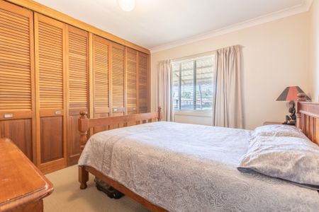 Cul-de-sac Location! - Photo 4