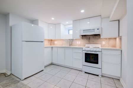 For Lease - 2556 Lake Shore Boulevard Unit# Lower, Toronto, Ontario - Photo 5