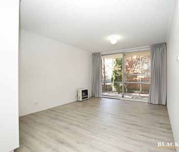 1/99 Canberra Avenue, Griffith ACT 2603 - Apartment For Rent | Domain - Photo 5