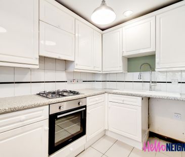 Farnborough Crescent - Photo 3