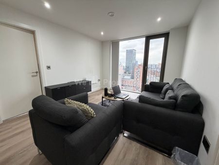Price £1,600 pcm - Available 28/11/2025 - Furnished - Photo 5
