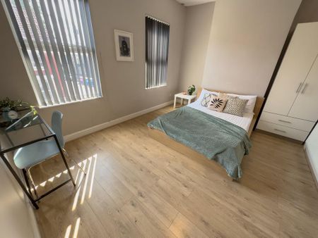 3 bedroom terraced house to rent - Photo 4