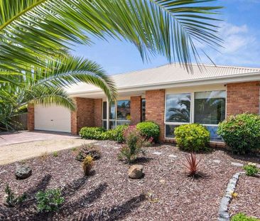 110 Palm Tree Drive, Safety Beach, VIC 3936 - Photo 2