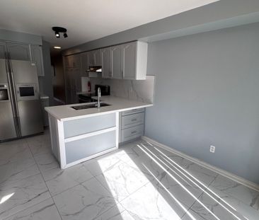 For Lease - 80 Redfinch Way Unit# Main Unit, Brampton, Ontario - Photo 6