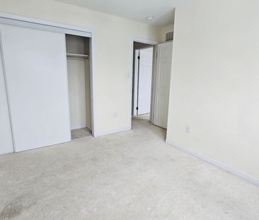 For Lease - 96 Warner Lane, Brantford, Ontario - Photo 6