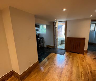 For Lease - 181 St Clair Avenue Unit# Rear, Toronto, Ontario - Photo 6