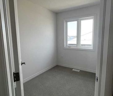 For Lease - 461 Blackburn Drive Unit# 51, Brantford, Ontario - Photo 4