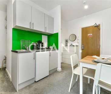 Studio to rent - Photo 4