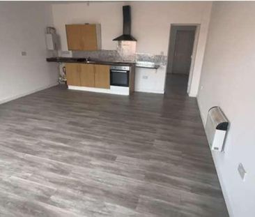 Farnworth, BL4 - Photo 1