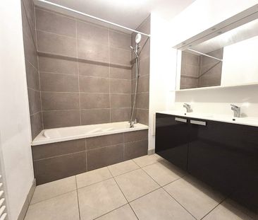 Location Appartement 3 pièces 67m² MARQUETTE LEZ LILLE 59520 - Photo 4