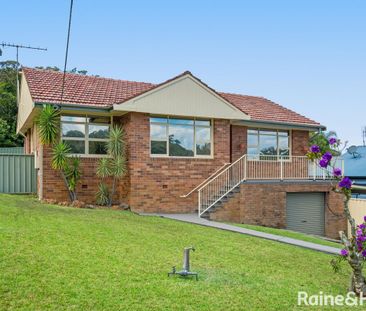 Charming 3-Bedroom Home with Spacious Yard - Photo 2