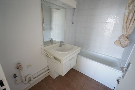 LILLE - EURALILLE - APPARTEMENT - STUDIO - Photo 4
