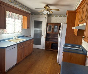 For Lease - 543 Glendene Crescent Unit# Main, Waterloo, Ontario - Photo 4