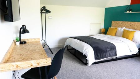 1 bedroom in a house share to rent - Photo 5