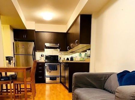 For Lease - 4975 Southampton Drive Unit# 180, Mississauga, Ontario - Photo 4